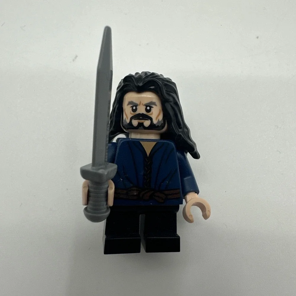 Lego Thorin Oakenshield Lake-town Outfit lor083 Lake-town Chase 79013 Hobbit Lot